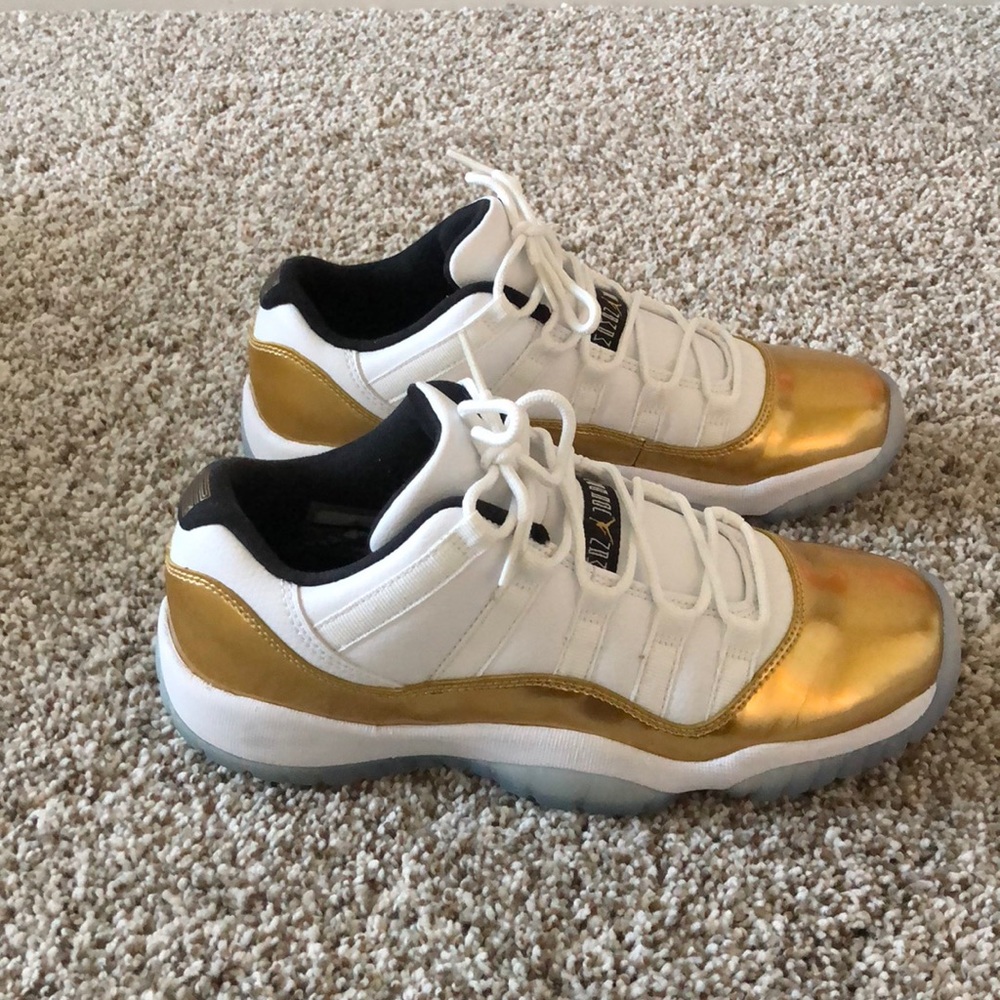 Air Jordan 11 retro low BG